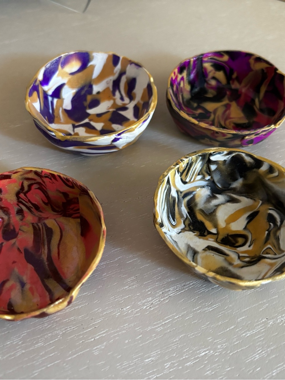 Marbled Ceramic Trinket Dish Set in Multicolor with Gold Trim